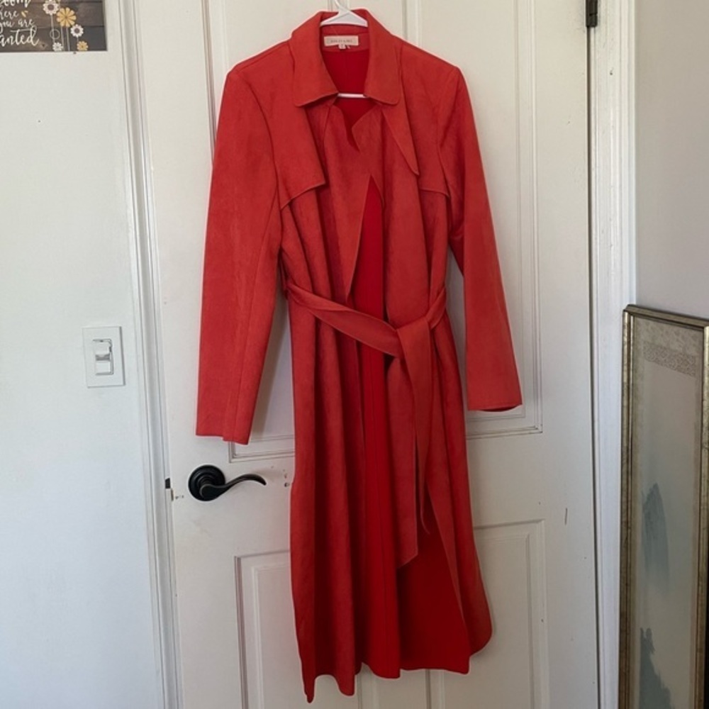 BRAND NEW Solitaire Coral Suede Trench Coat